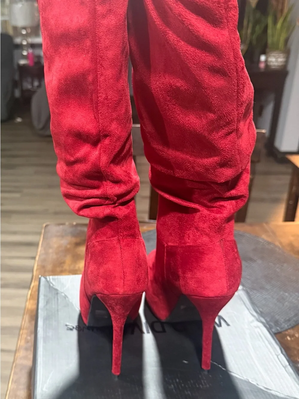 Women's Over-the-Knee Red Suede Stretch Boots